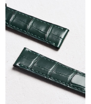 Camille Fournet Alligator sq-scale - Bottle Green