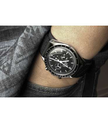 Rubber B Tang Buckle Rubber Cuff Series - Black