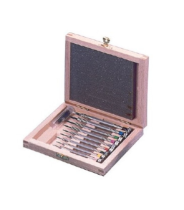 Beco Set of 9 screwdrivers in wood box