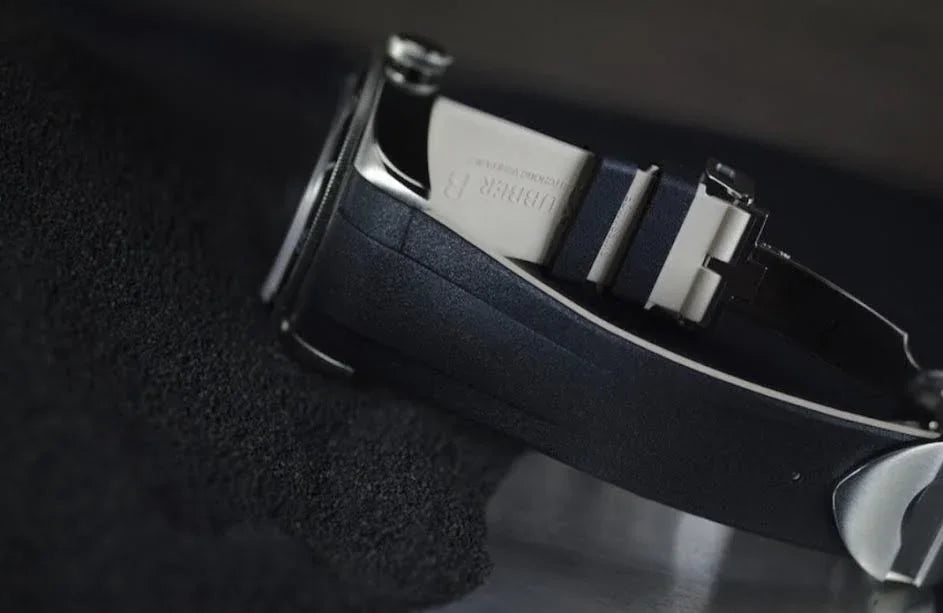 RubberB T800 for Tudor Black/Sand Strap - detail