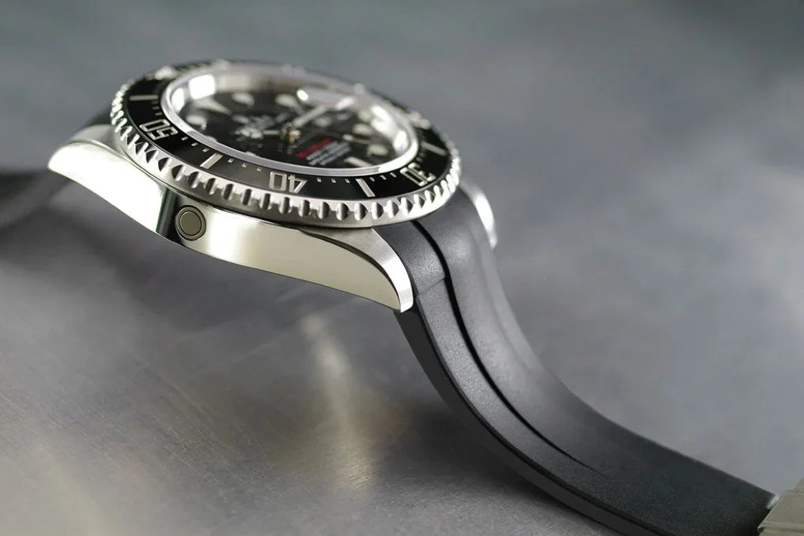 RubberB M112 Black Strap - detail