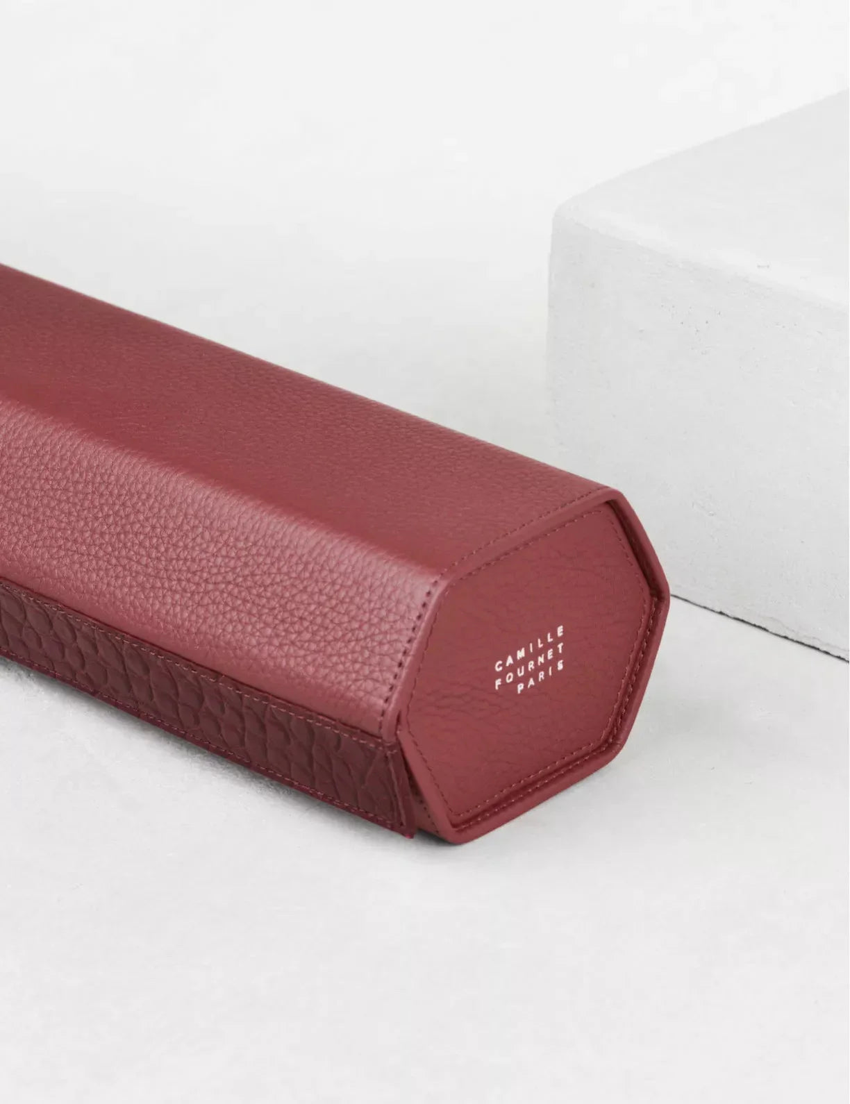 34.33 Triple watch case by Camille Fournet - view 6