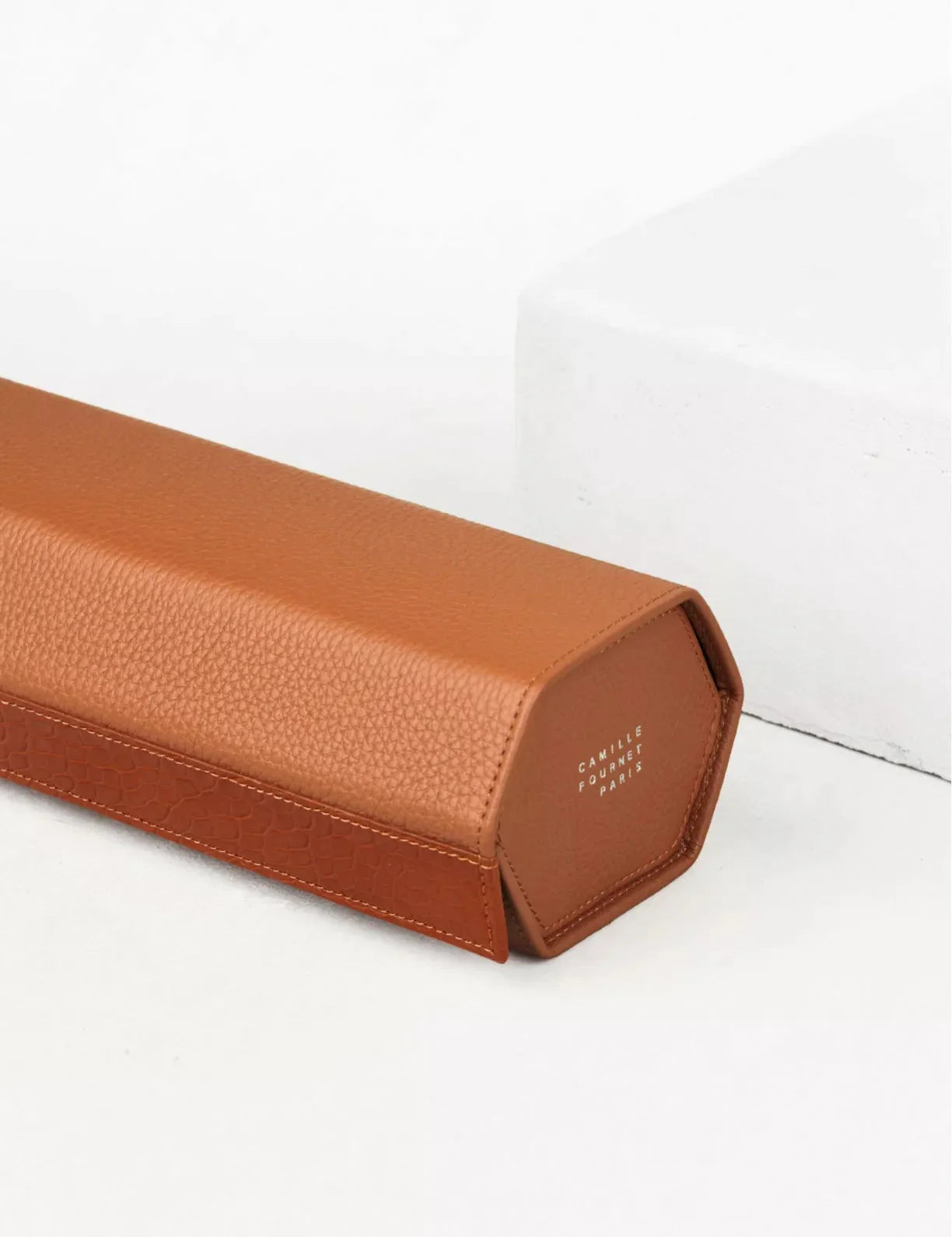 34.33 Triple watch case by Camille Fournet - view 10