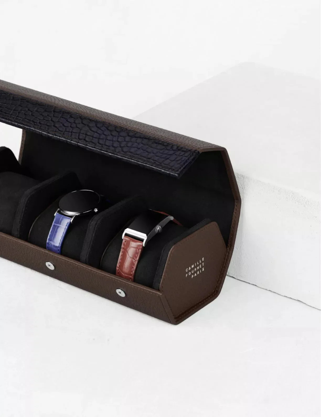 34.33 Triple watch case by Camille Fournet - view 14