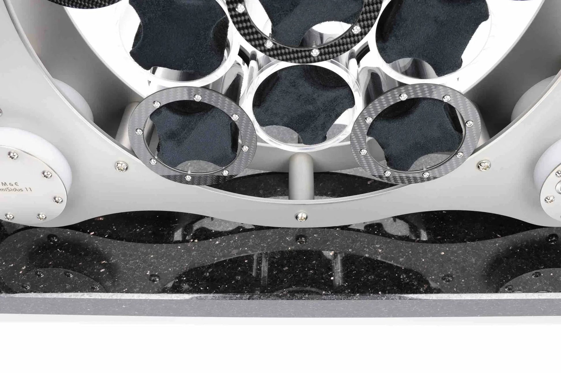 Lumisidus Carbon 11 watches - detail